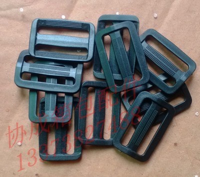 現(xiàn)貨供應優(yōu)質(zhì)塑料調(diào)節(jié)扣，滿足多樣需求——義烏市協(xié)成箱包配件商行